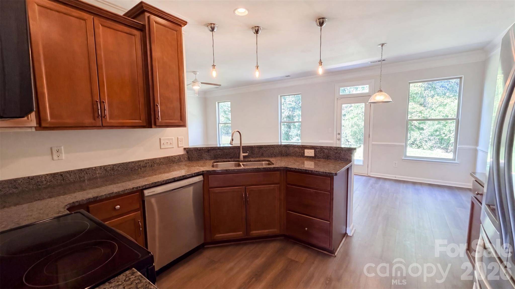 3807 Ernie DR, Charlotte, NC 28269