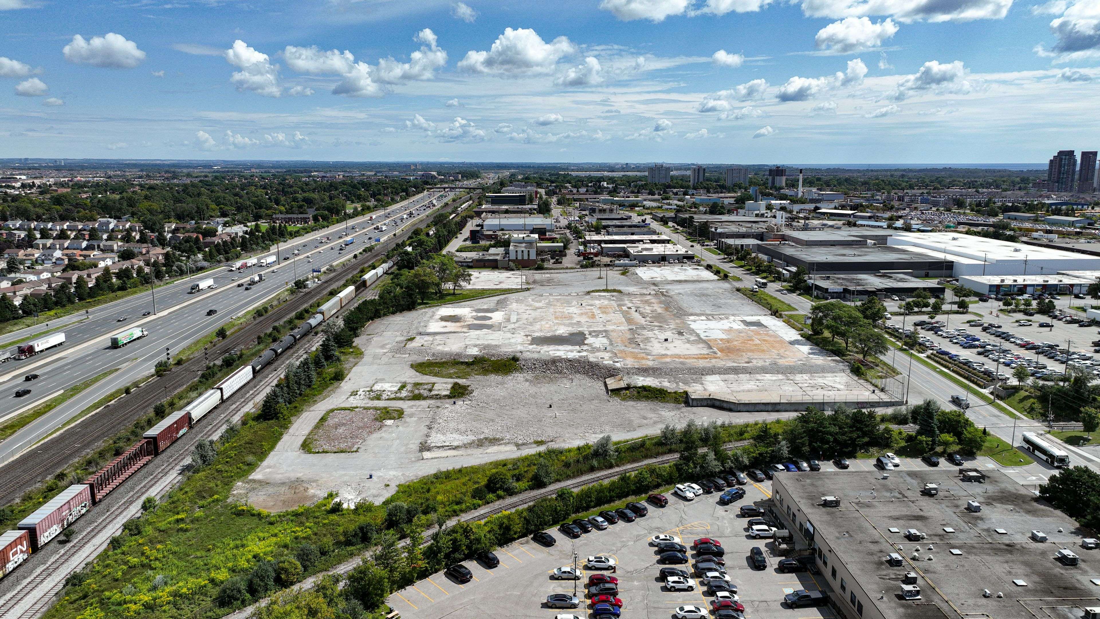 408 Fairall ST, Ajax, ON L1S 1R6