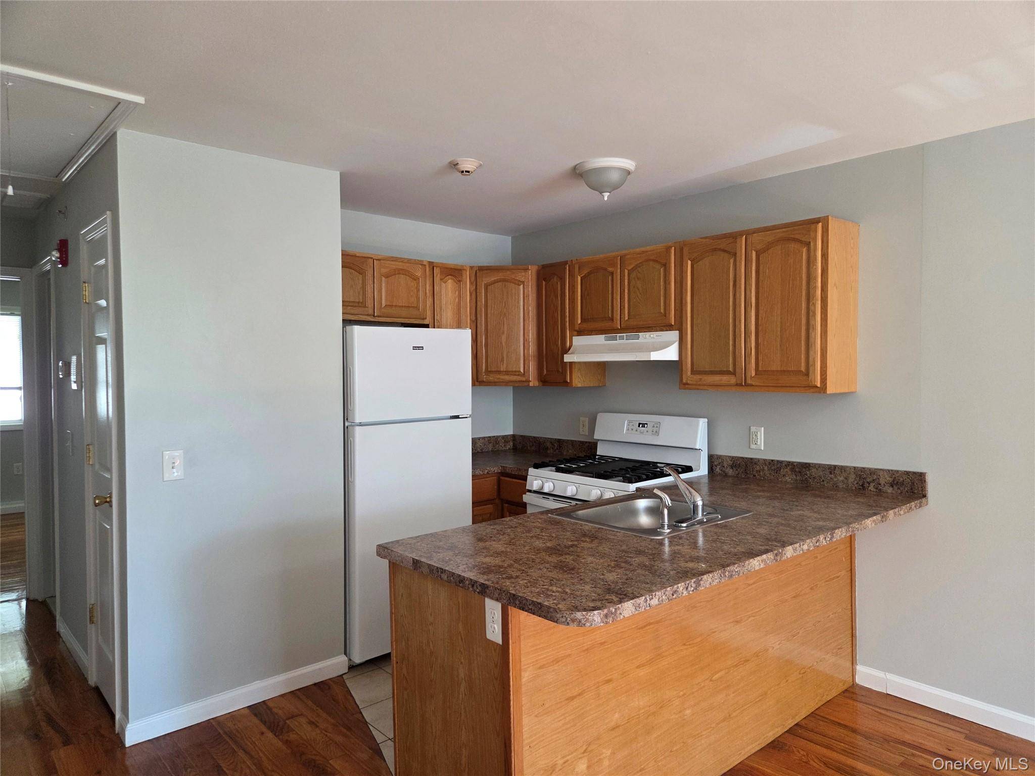 12 Pavilion RD #5, Suffern, NY 10901