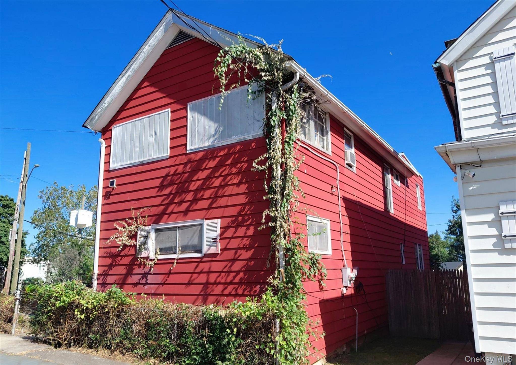 2 Alder ST, Yonkers, NY 10701