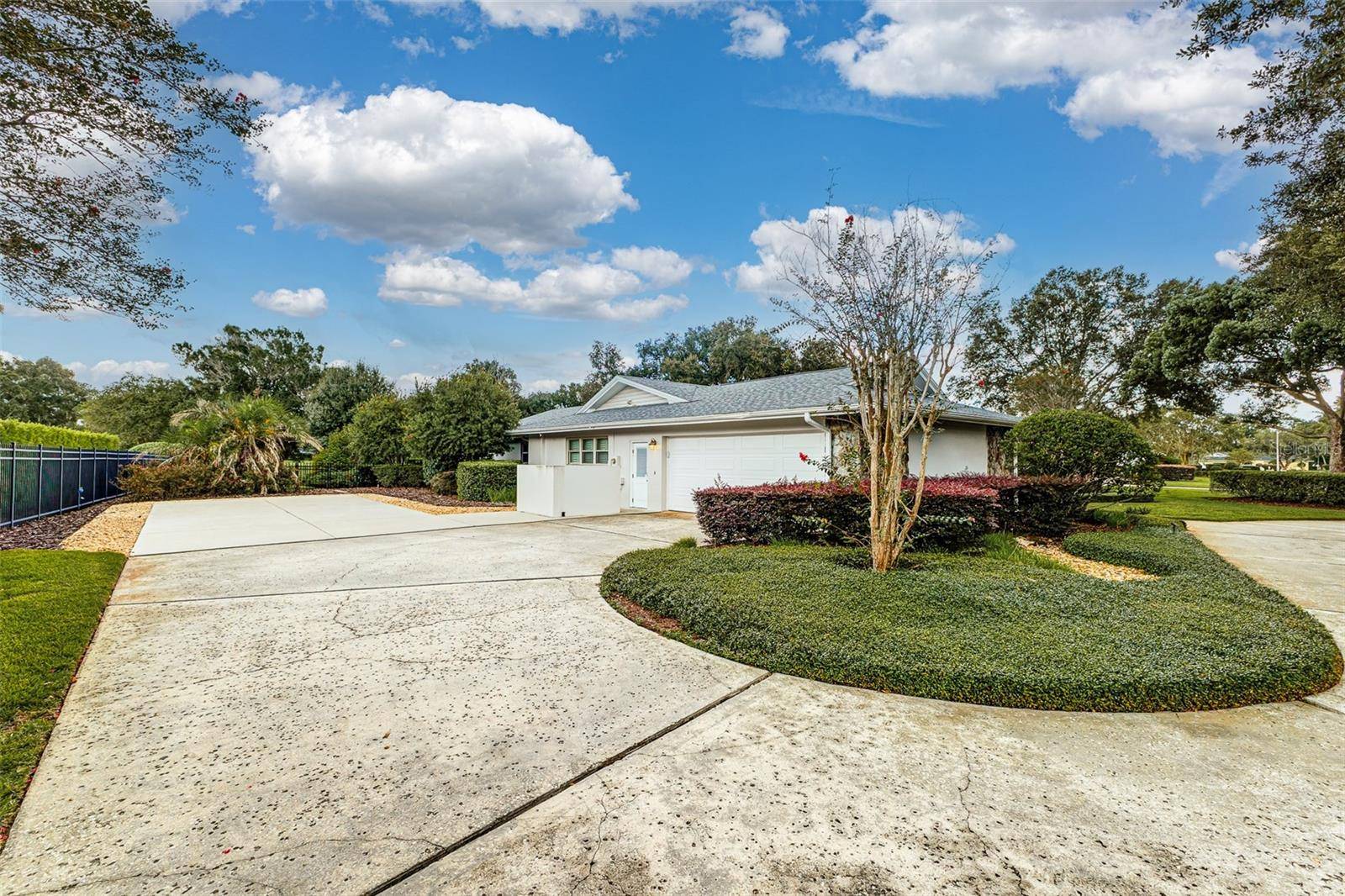 451 LONE PALM DR, Lakeland, FL 33815
