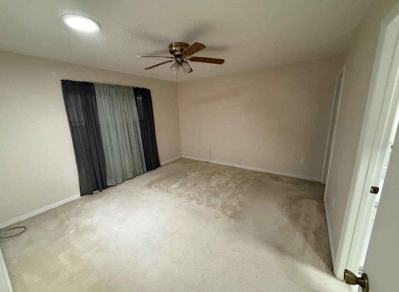 2704 BENAVIDES DR, The Villages, FL 32162