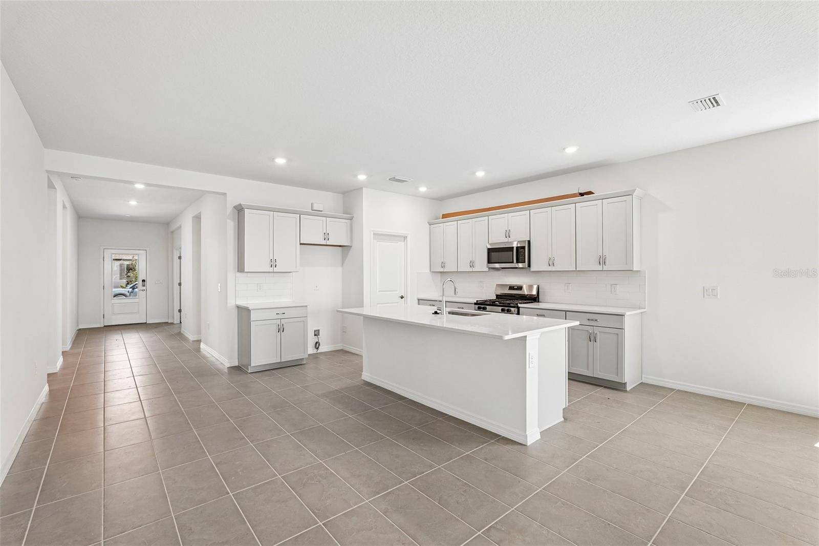 8705 CANARD CV, Palmetto, FL 34221