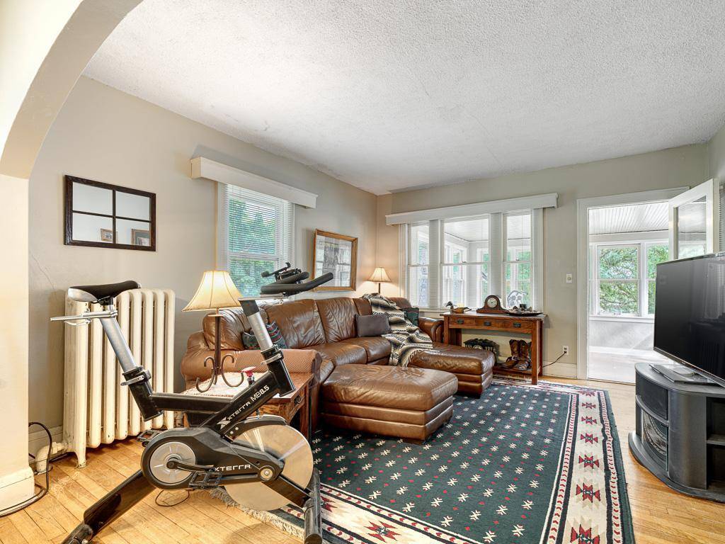 779 Delaware AVE, Saint Paul, MN 55107