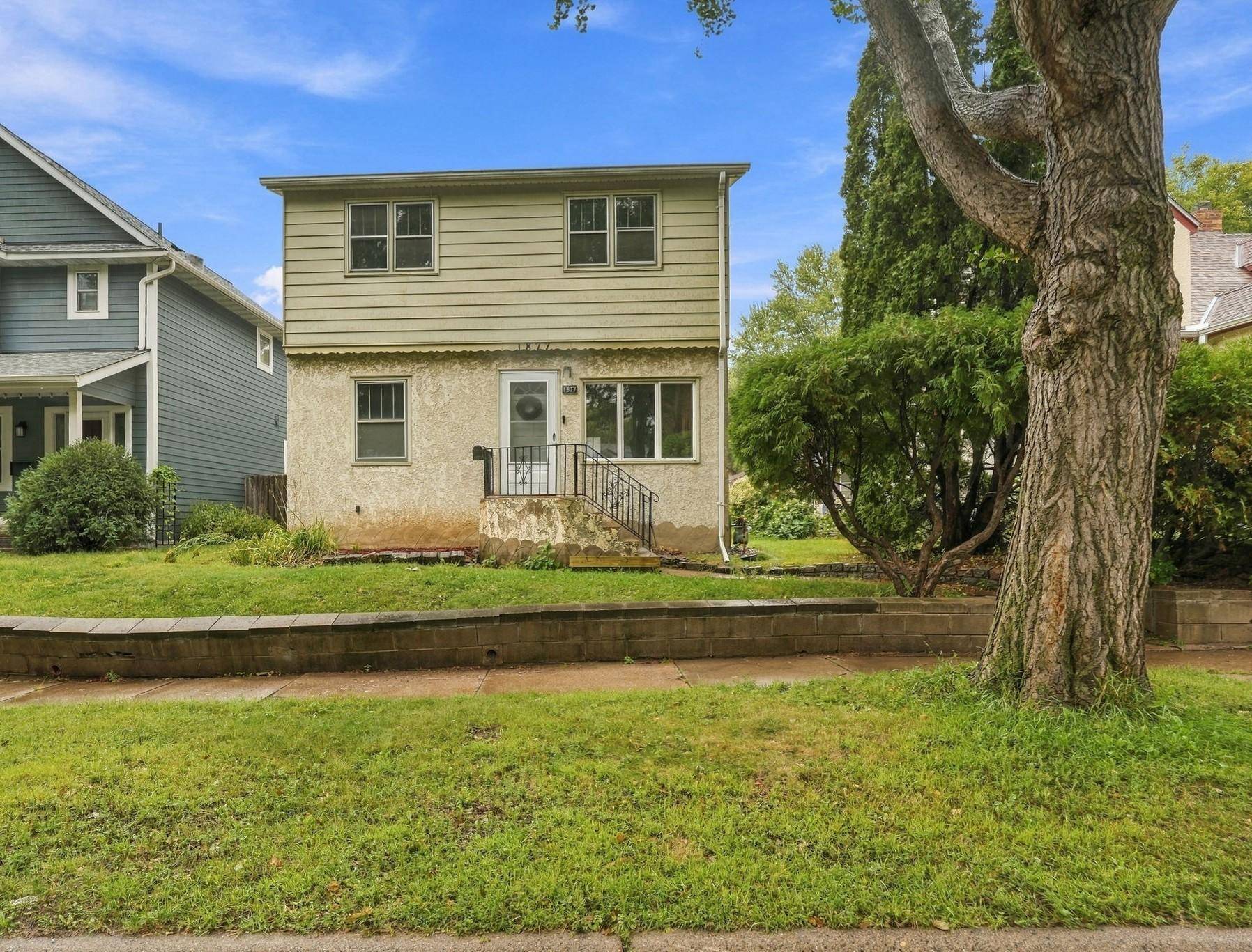 1877 Orange AVE E, Saint Paul, MN 55119