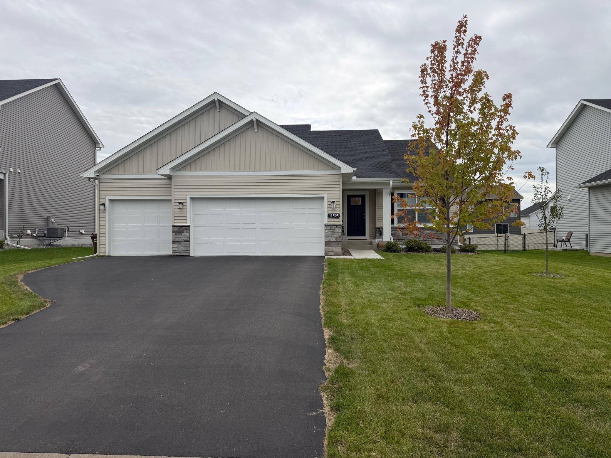11595 5th ST NE, Hanover, MN 55341
