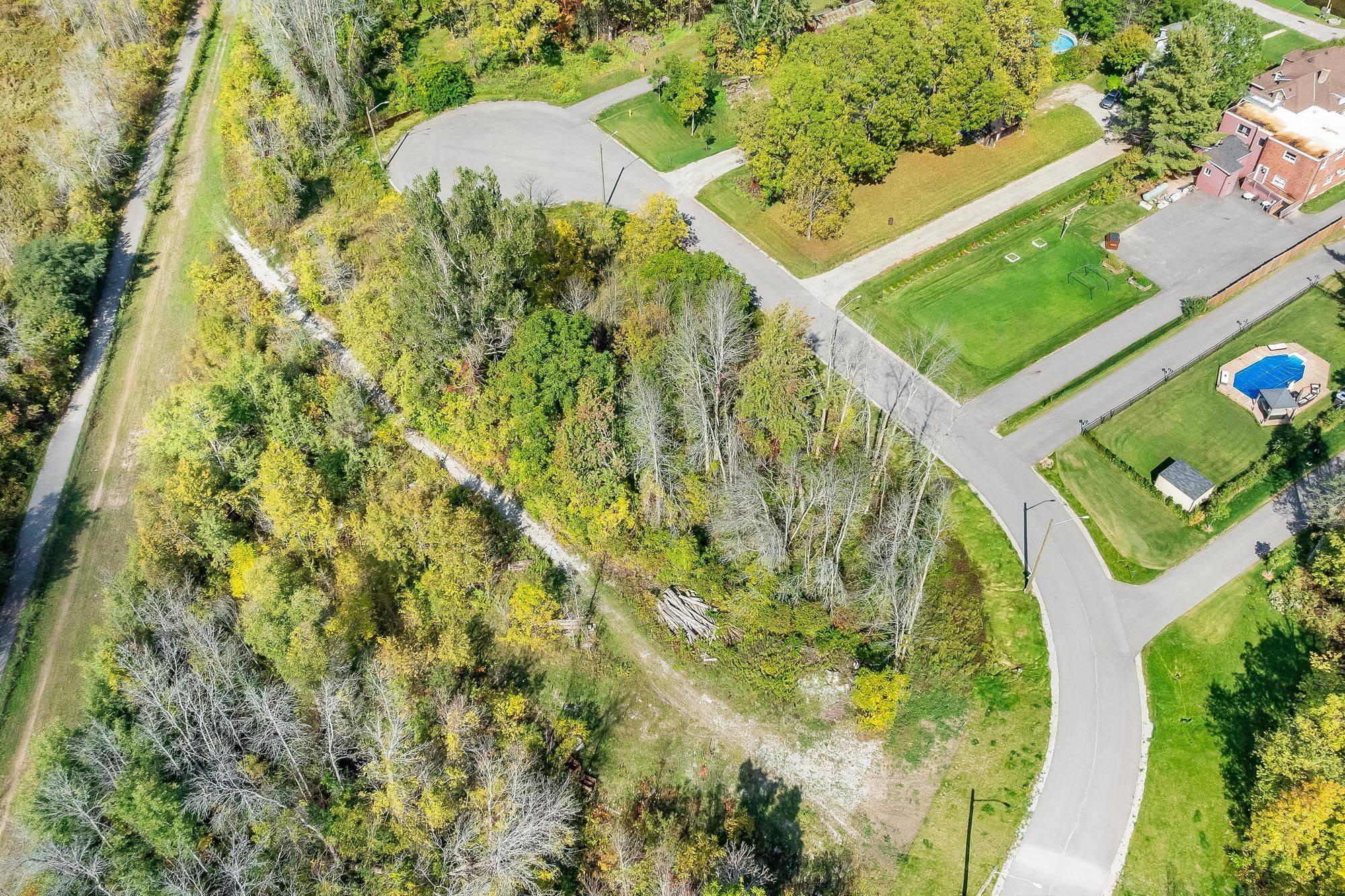 7 Reinbird ST W, Severn, ON L0K 1E0