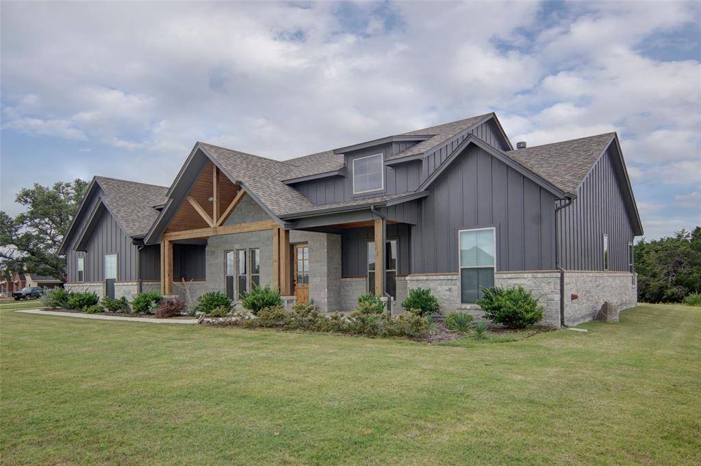 242 Coalson Crossing, Azle, TX 76020