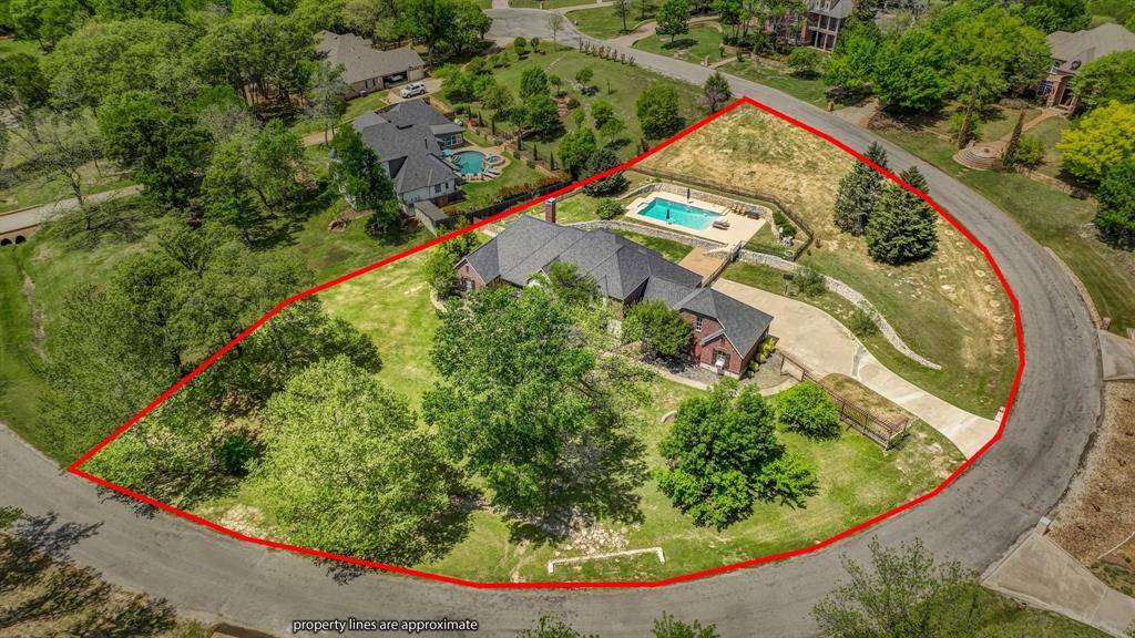 1555 Hunterglenn Drive, Aledo, TX 76008