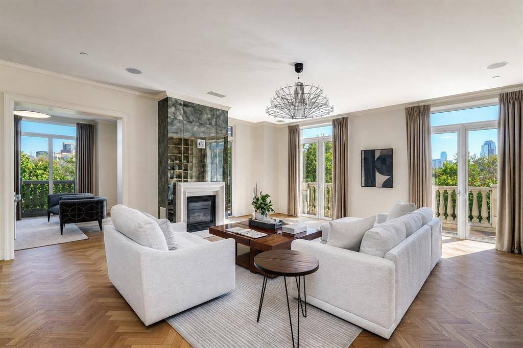 3505 Turtle Creek Boulevard #2A, Dallas, TX 75219