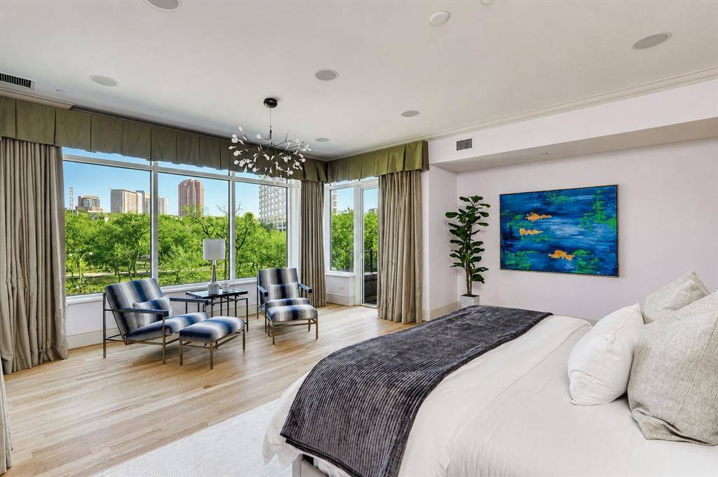 3505 Turtle Creek Boulevard #2A, Dallas, TX 75219