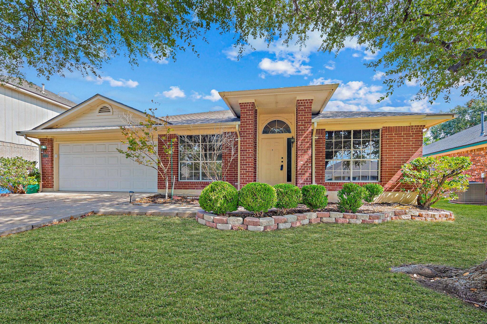 1208 Lochaline LOOP, Pflugerville, TX 78660