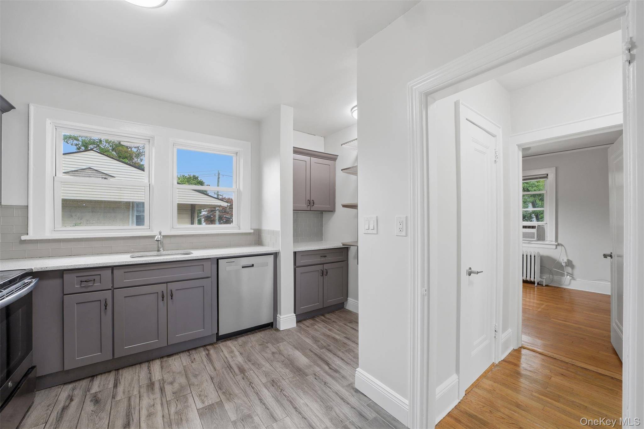 47-49 Sylvan PL, New Rochelle, NY 10801