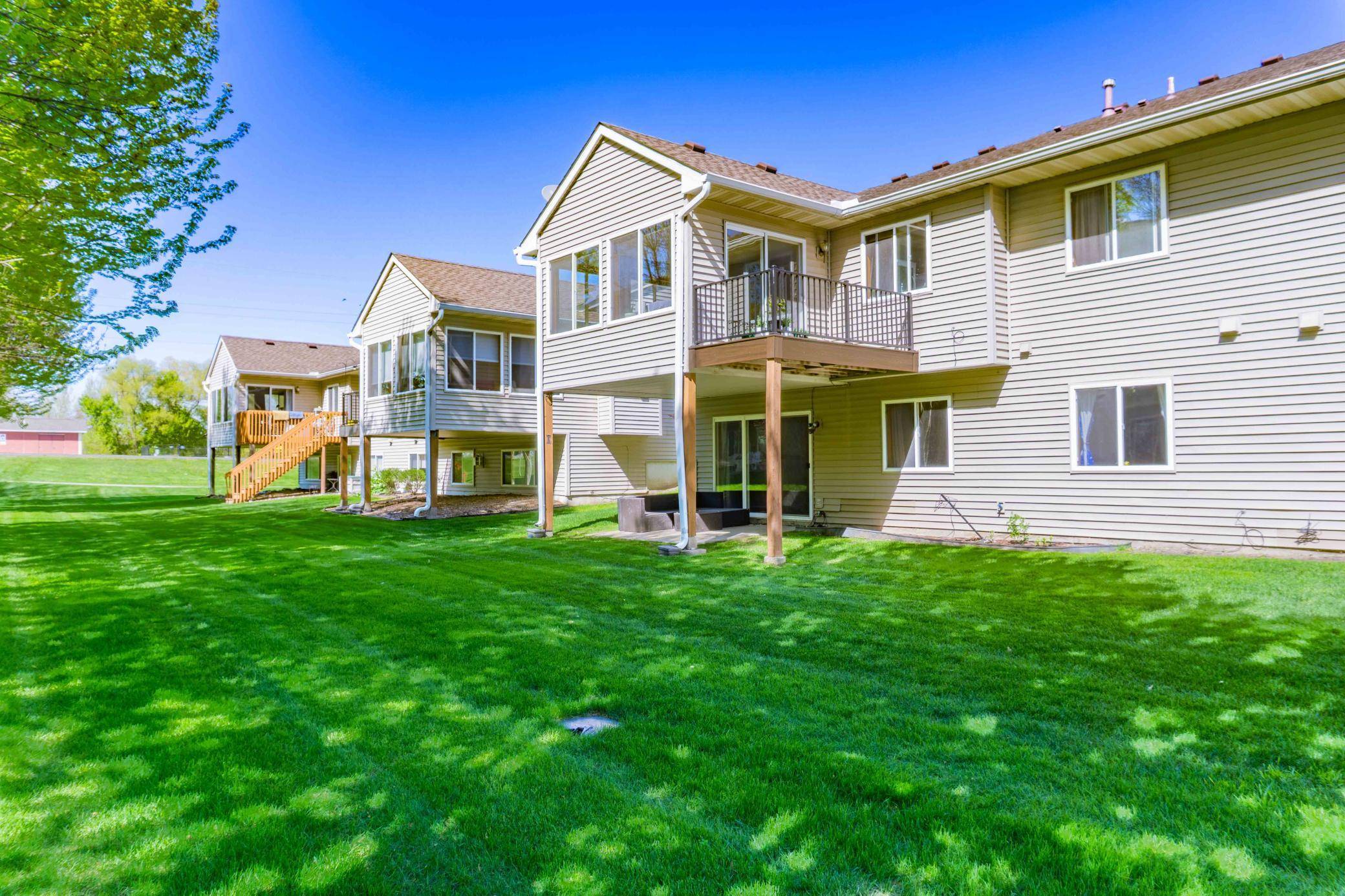 102X Primrose LN, Waconia, MN 55387
