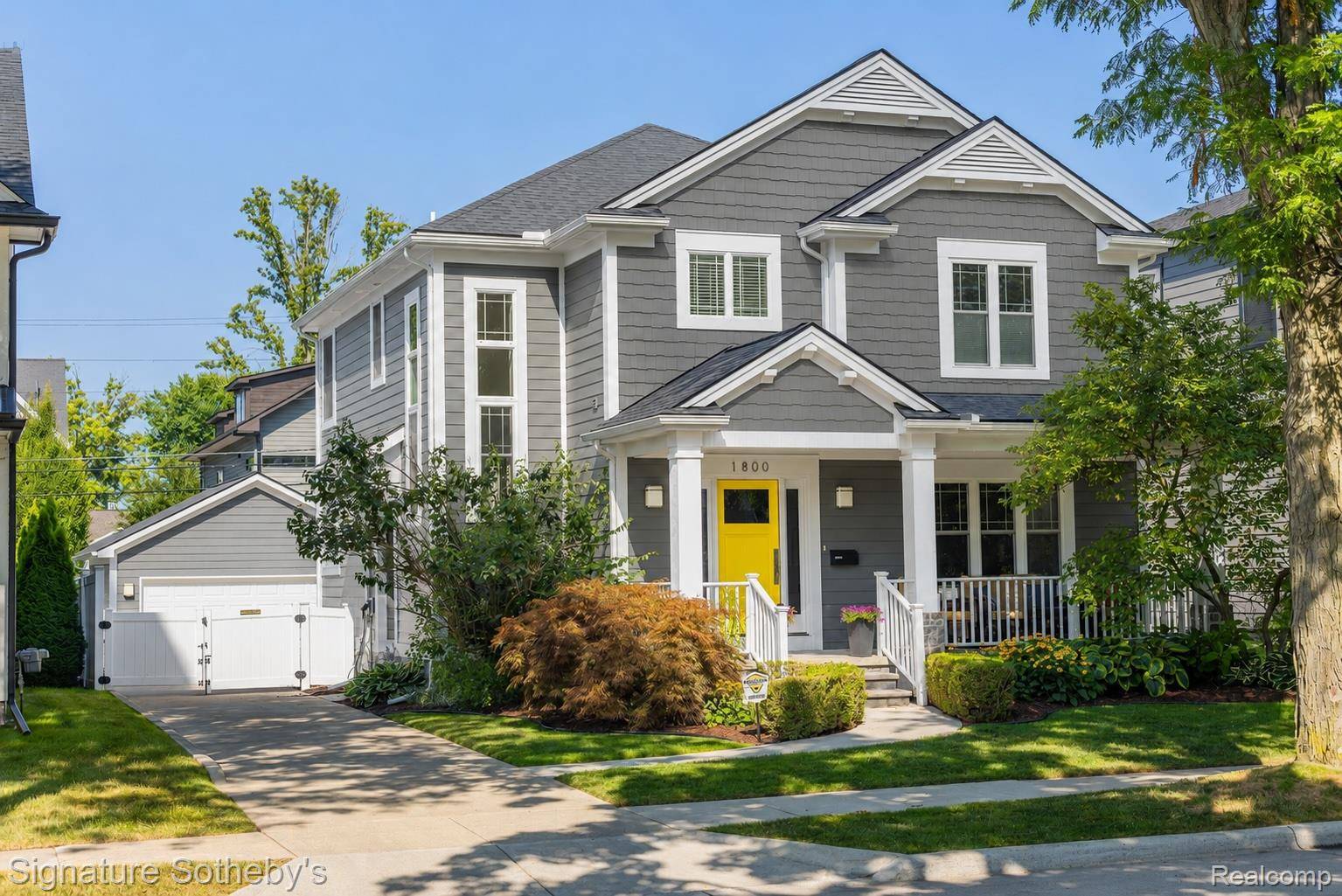 1800 Henrietta ST, Birmingham, MI 48009