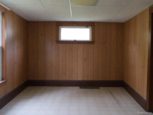 47 Grand AVE, Battle Creek, MI 49037