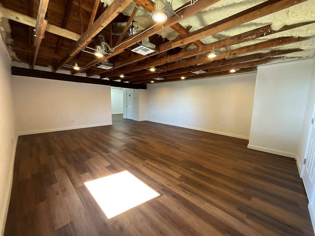 501 W Garland Street #A, Grand Saline, TX 75140