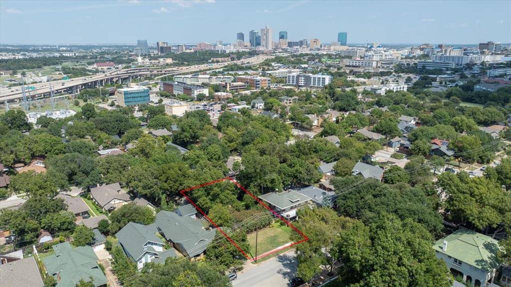 2328 Mistletoe Boulevard, Fort Worth, TX 76110