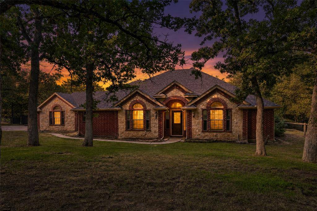349 Sandpiper Drive, Weatherford, TX 76088