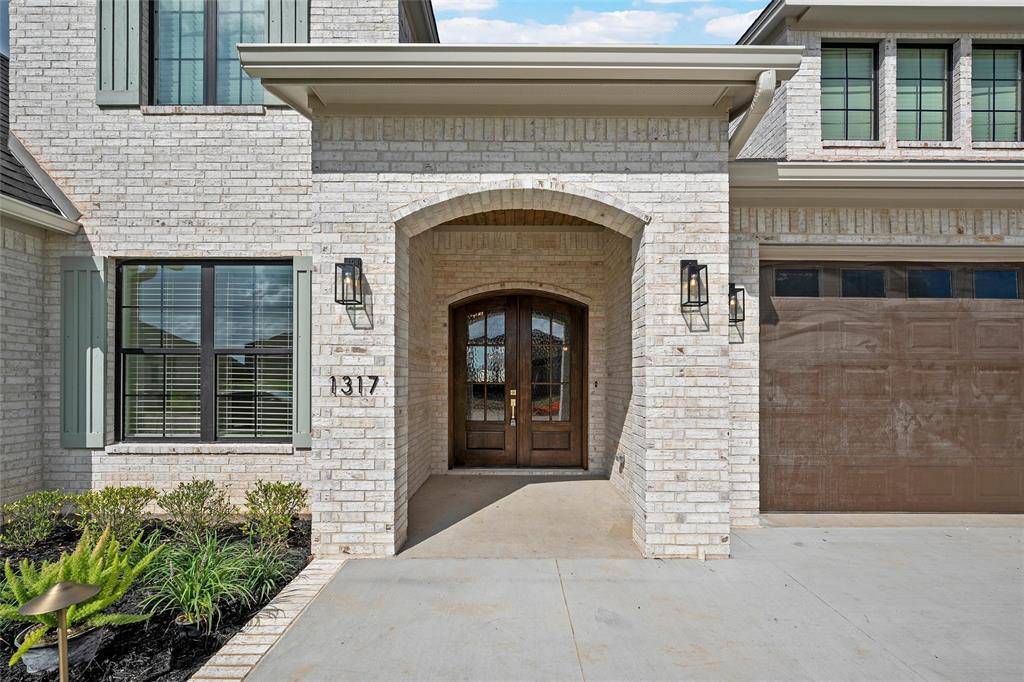 1317 Tahonta Drive, Hewitt, TX 76643