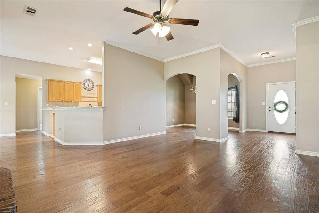 6630 Meadow Ridge Circle, Nevada, TX 75173