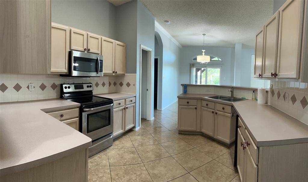 4216 Cave Cove Court, Fort Worth, TX 76244