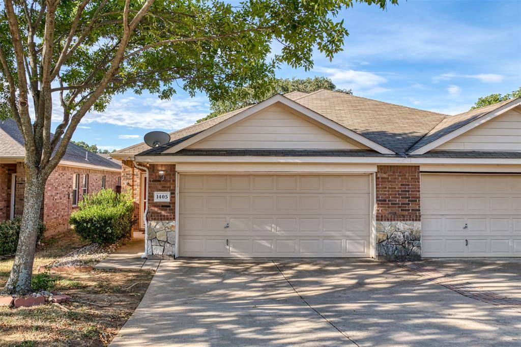1405 Piedmont Drive, Mansfield, TX 76063