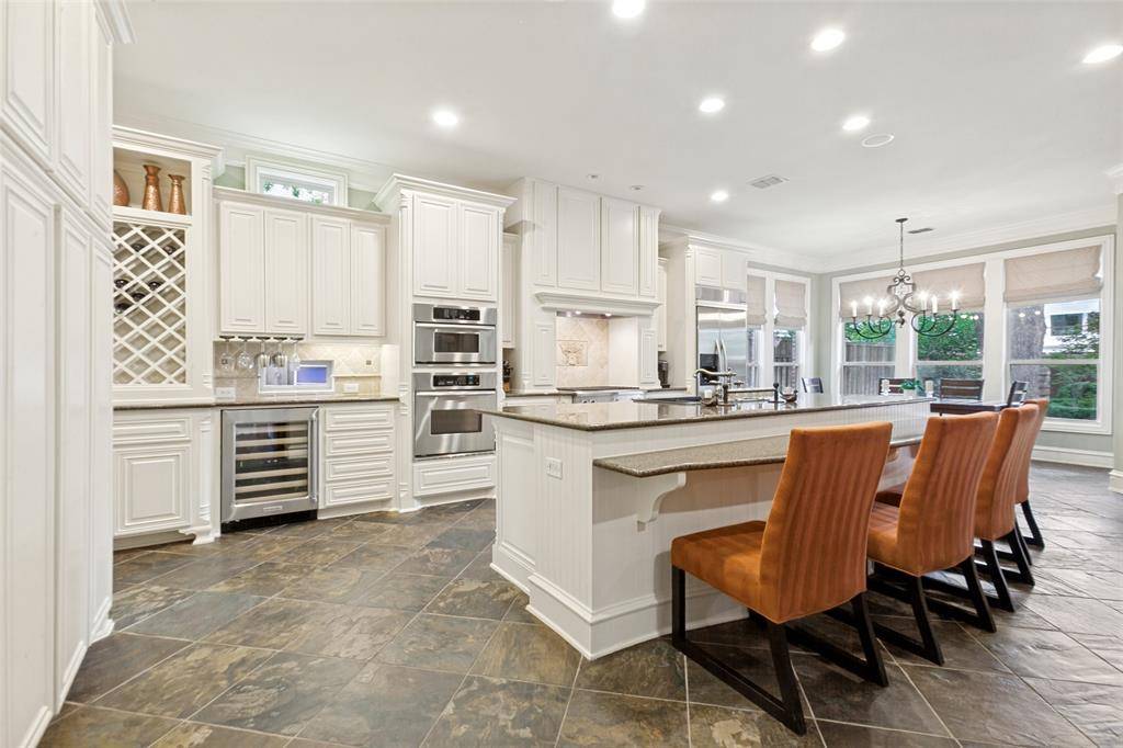 6038 Azalea Lane, Dallas, TX 75230