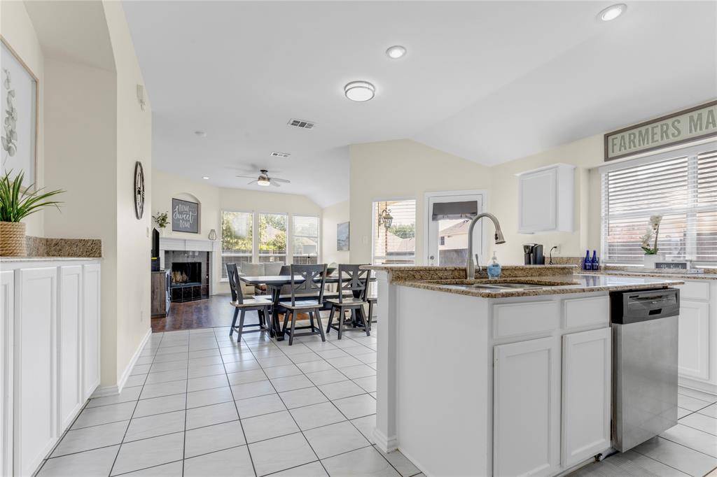 1438 Royal Oaks Drive, Frisco, TX 75036