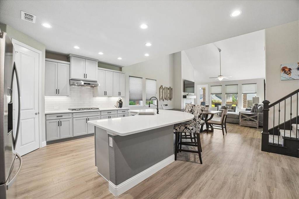 2206 Wellington Lane, Corinth, TX 76210