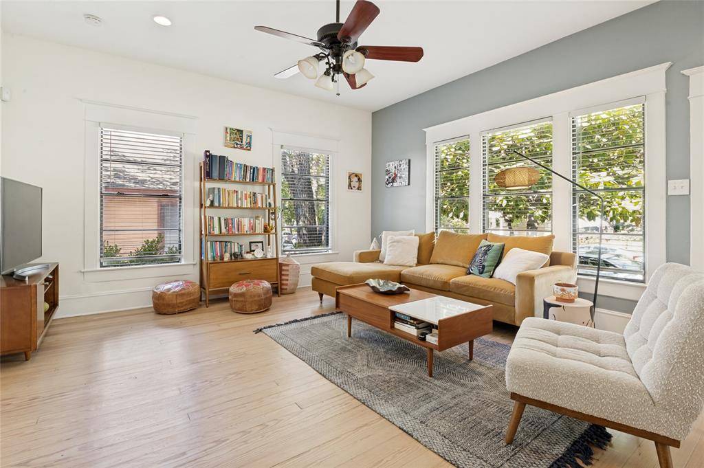 5616 Junius Street, Dallas, TX 75214