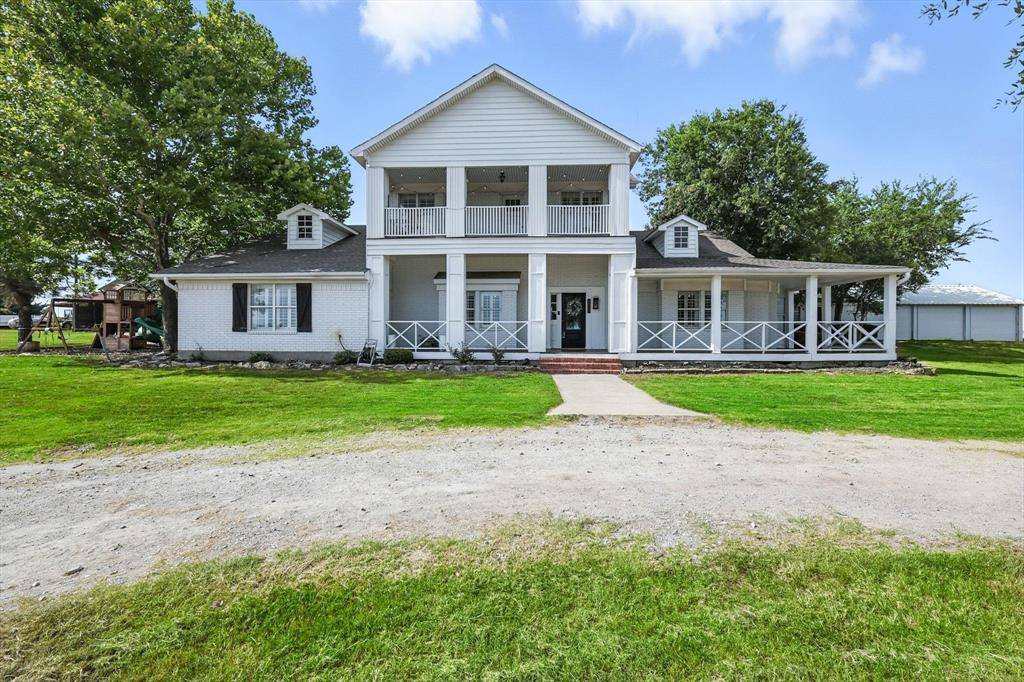 185 Quail Run Court, Decatur, TX 76234