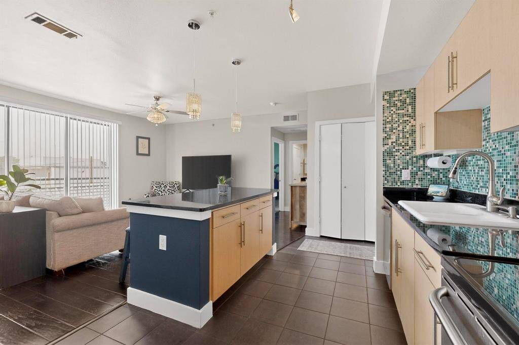 4605 Cedar Springs Road #224, Dallas, TX 75219