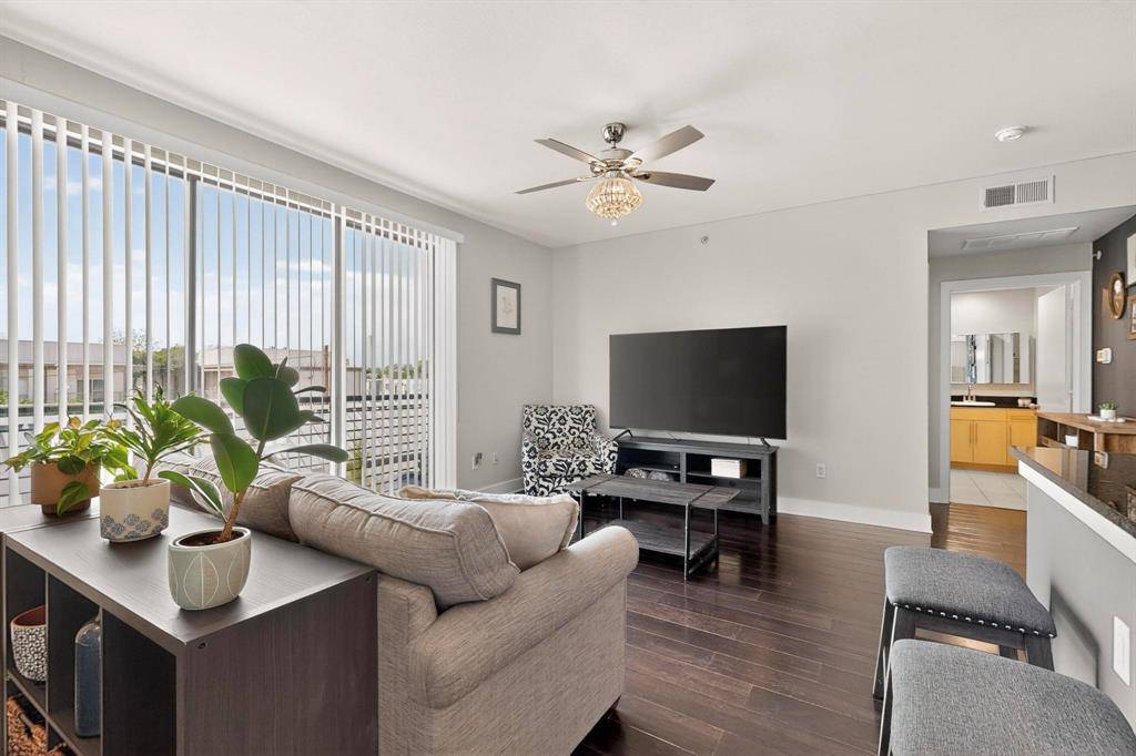 4605 Cedar Springs Road #224, Dallas, TX 75219