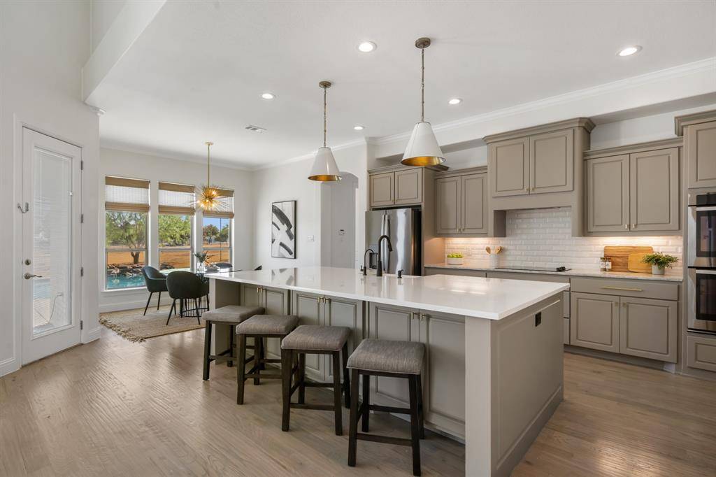 224 Bearclaw Circle, Aledo, TX 76008
