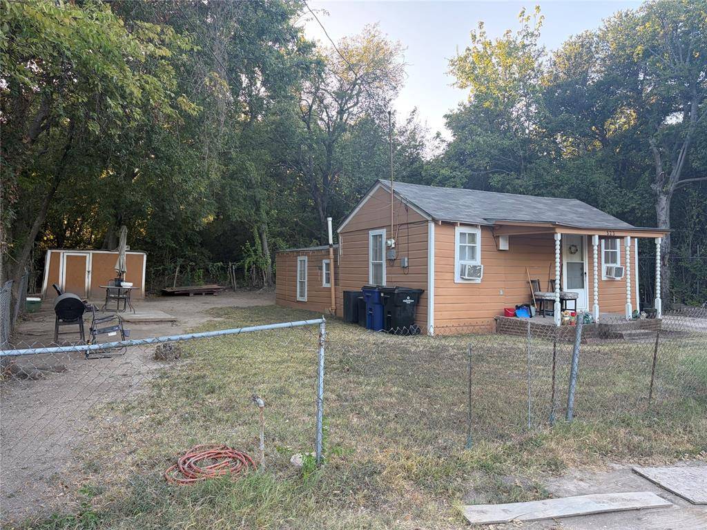 523 N 3rd Street, Midlothian, TX 76065