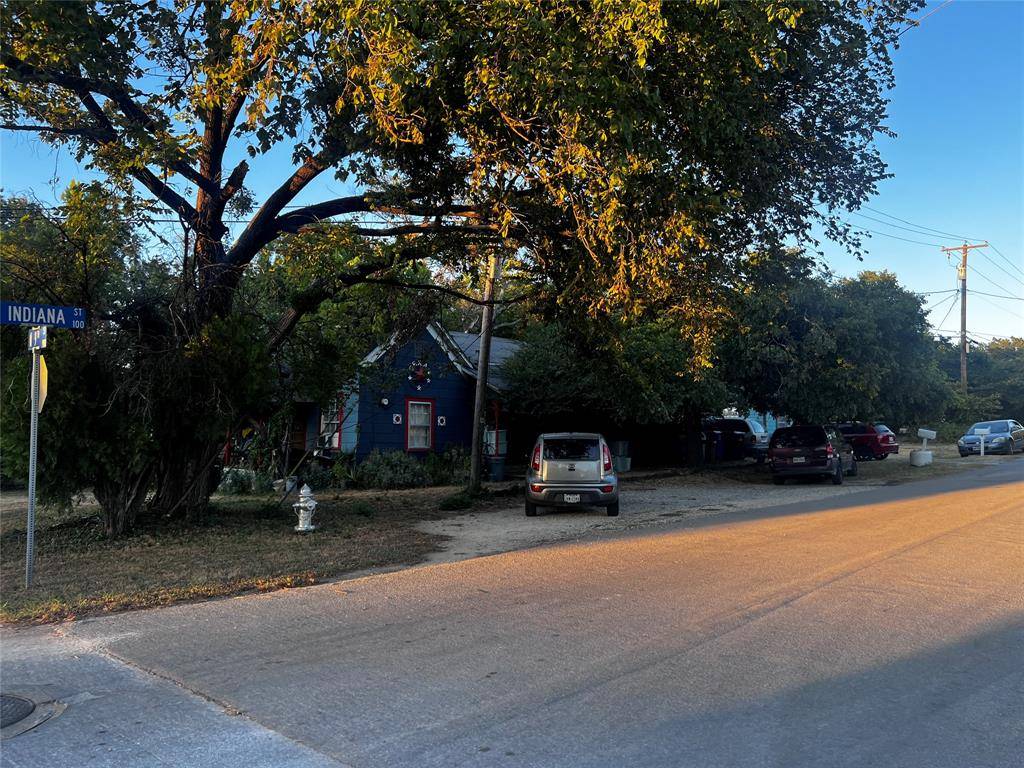 902 N 9th Street, Midlothian, TX 76065