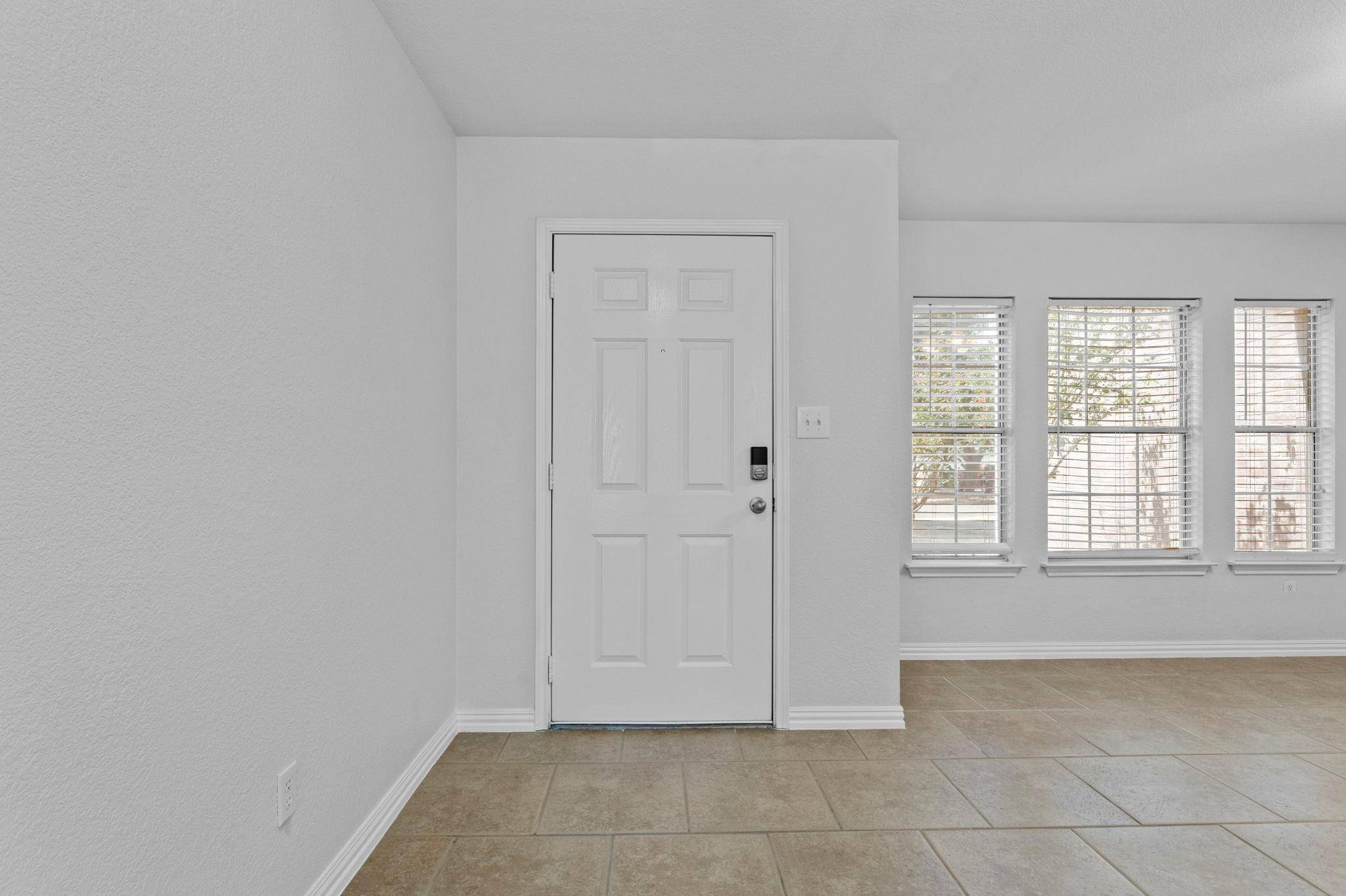 551 Whispering Hollow DR, Kyle, TX 78640