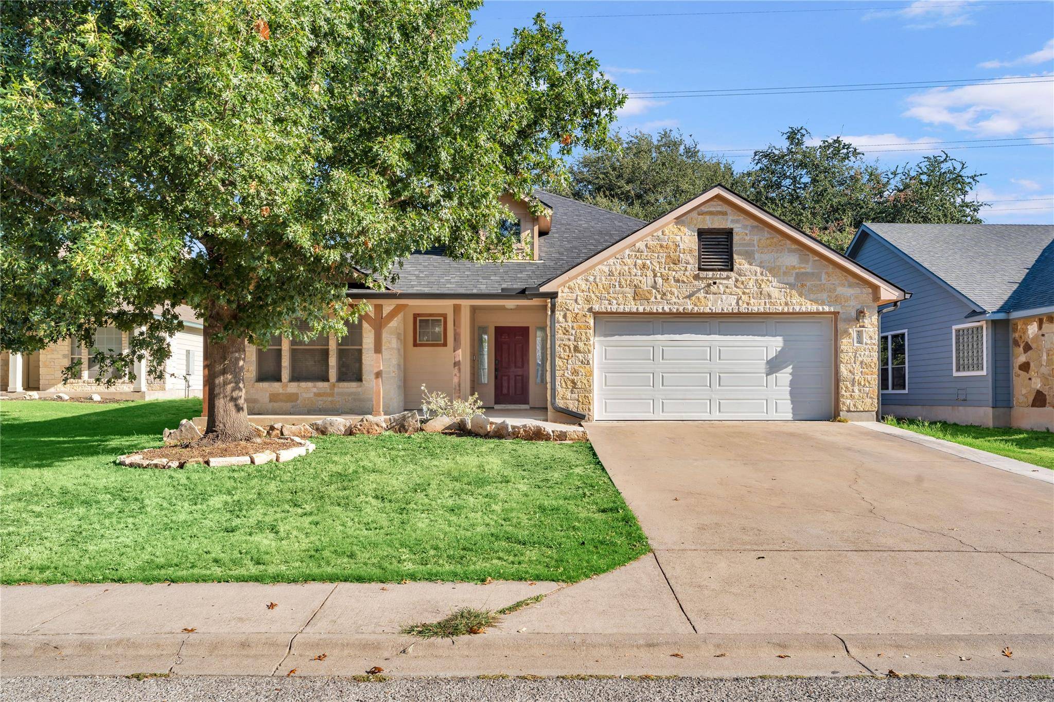 206 Cailin CT, Burnet, TX 78611