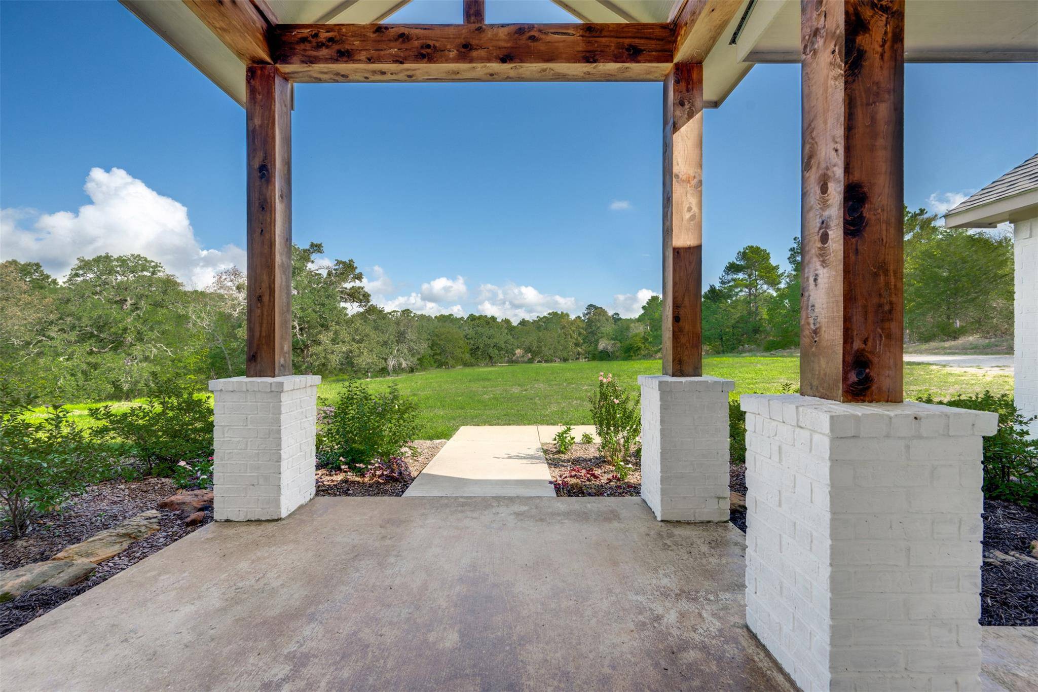 16045 County Road 1130, Flint, TX 75762