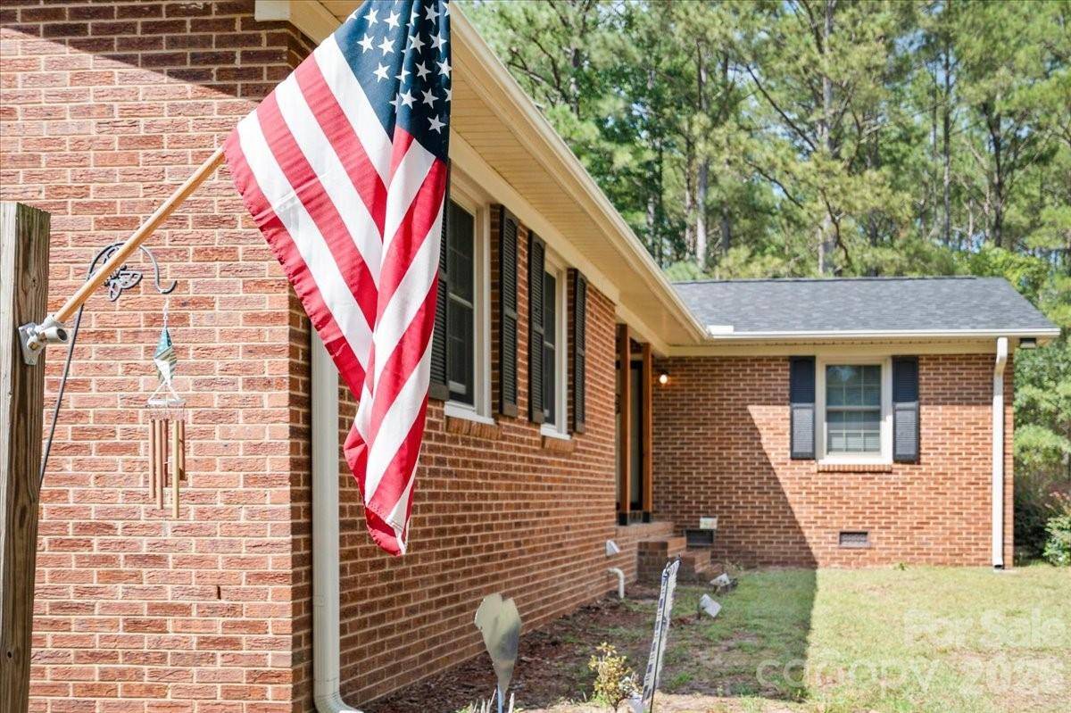 853 Hwy 145 HWY N, Chesterfield, SC 29709