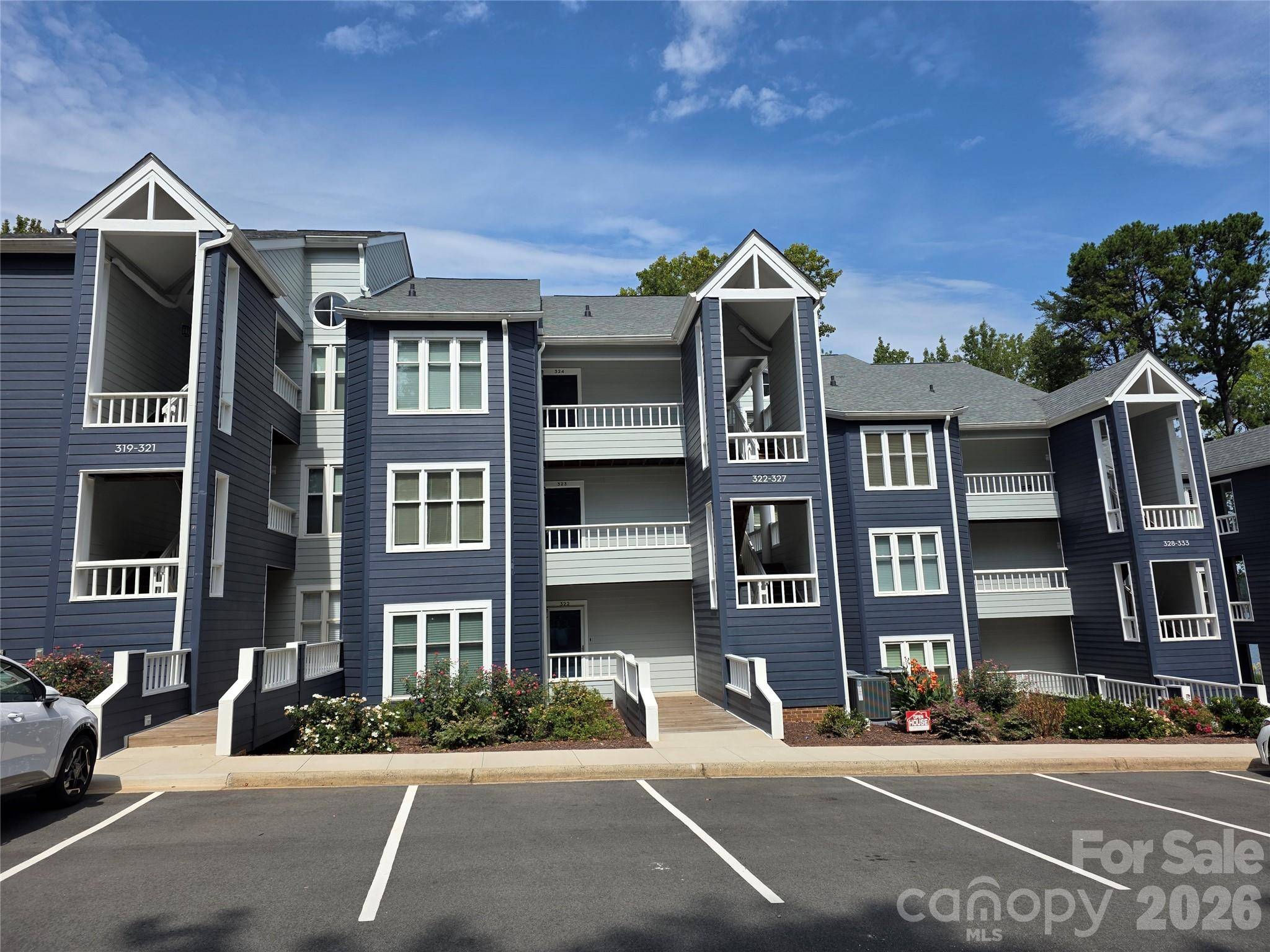 323 Northwest DR, Davidson, NC 28036