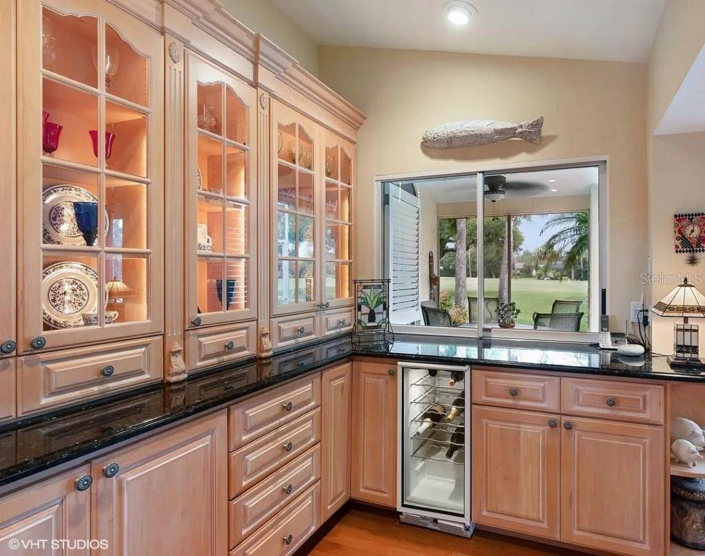 3701 PRAIRIE DUNES DR, Sarasota, FL 34238