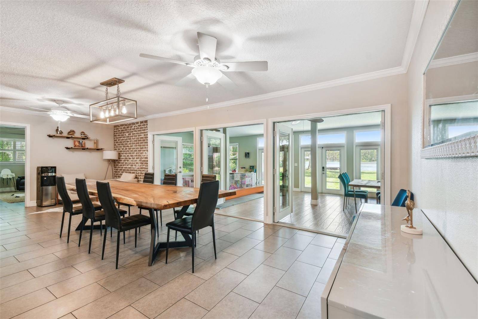 17018 DENNIS RD, Lutz, FL 33558