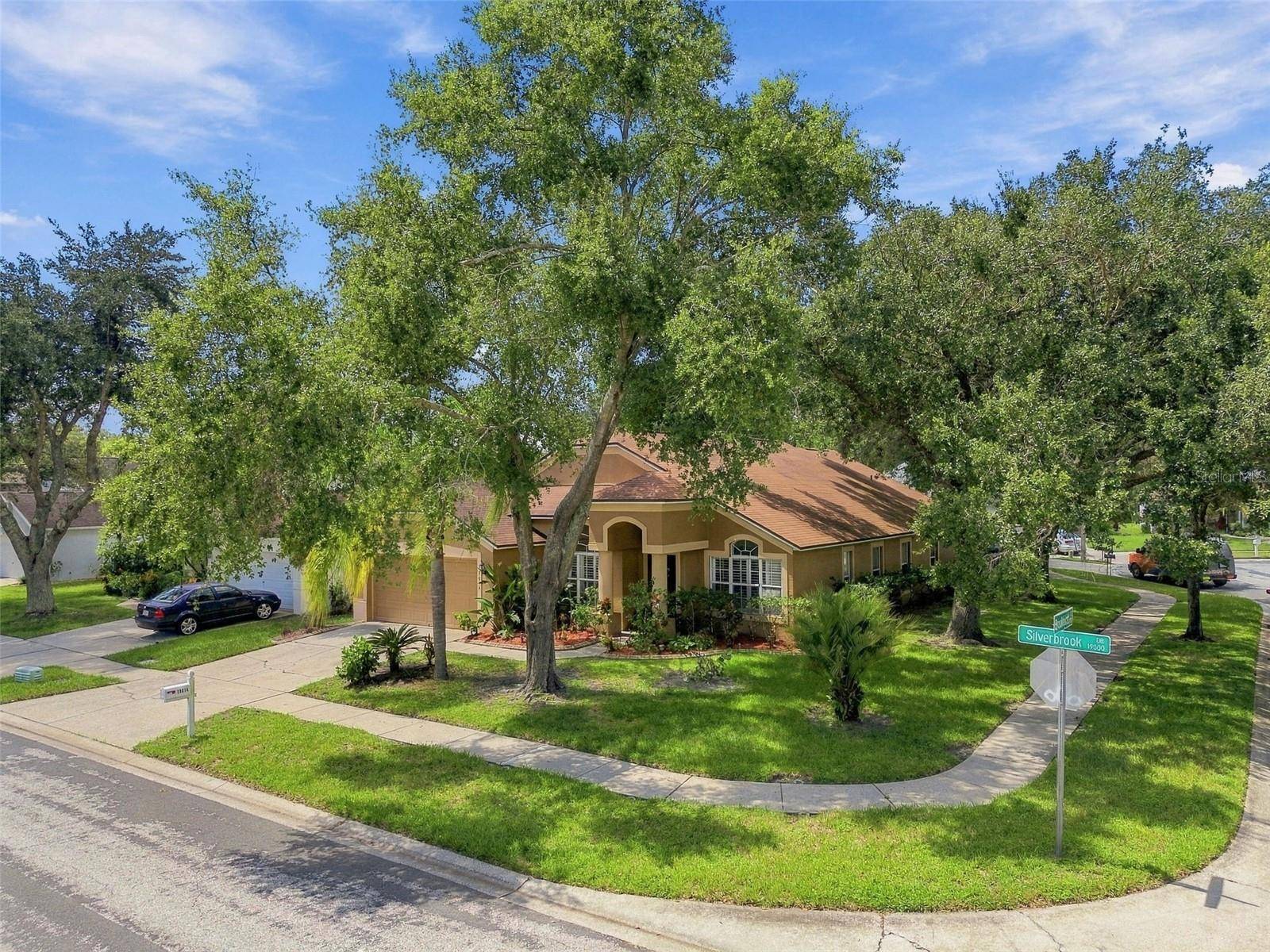 19014 SILVERBROOK DR, Tampa, FL 33647