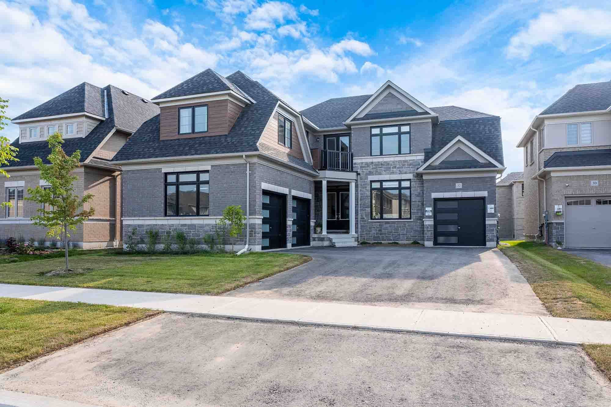 32 Bellflower CRES, Adjala-tosorontio, ON L0G 1W0