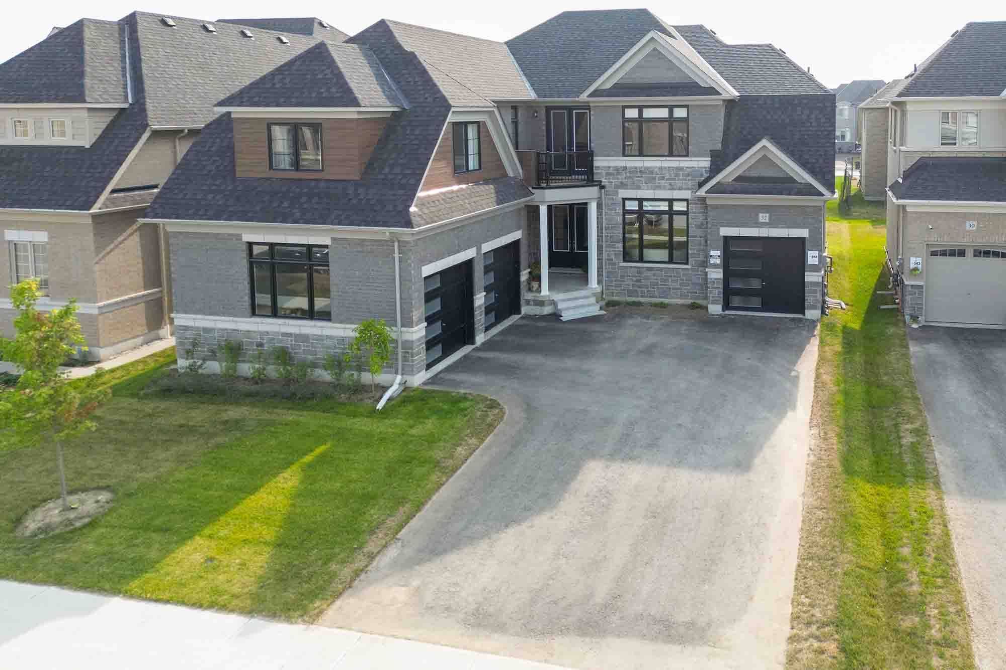 32 Bellflower CRES, Adjala-tosorontio, ON L0G 1W0