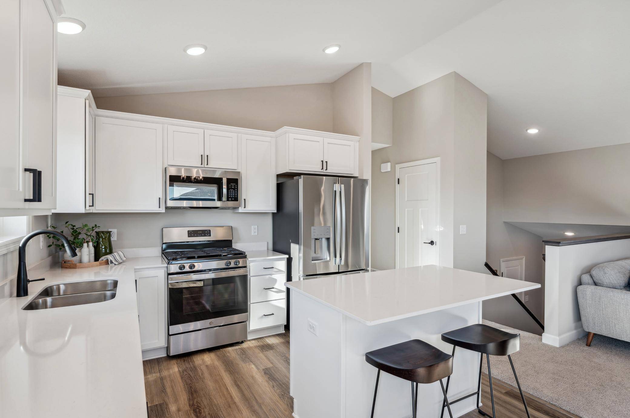 937 Yellowcrest ST SW, Delano, MN 55328