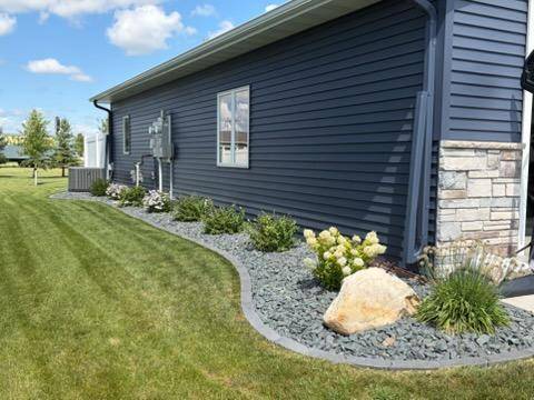 1294 Linden CT, Wahpeton, ND 58075
