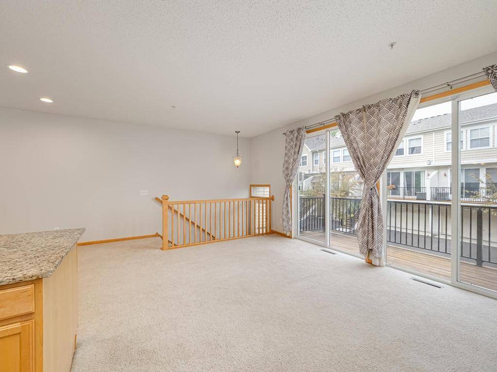 4735 Victor PATH #10, Hugo, MN 55038
